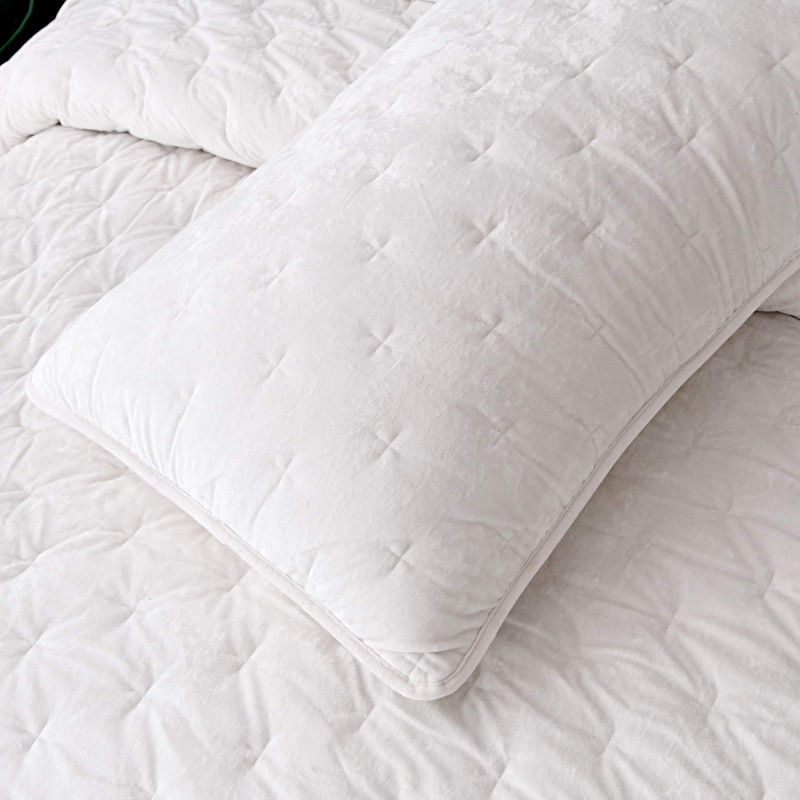 Алира (молоко) Покрывало 240x260, молочный, 240х260 см 50х70 см - Moonzana